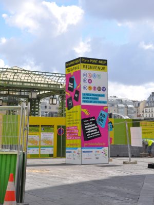 Totem monumeltal - Communication chantier des Halles-PAris